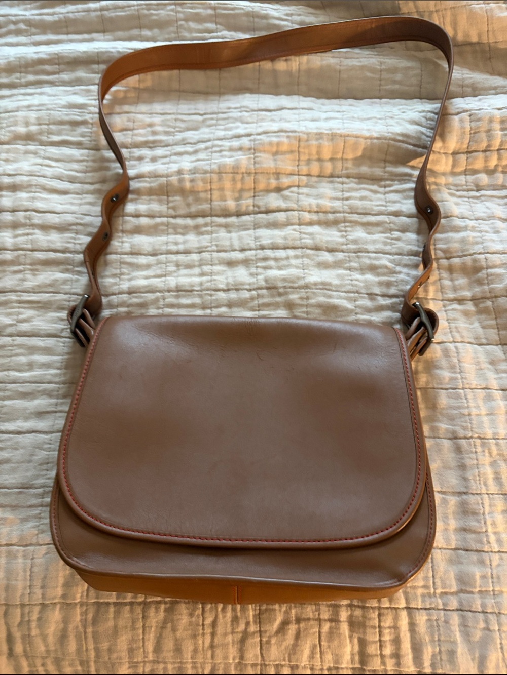 VINTAGE COACH Patricia's Legacy Bag (9951)
British Tan